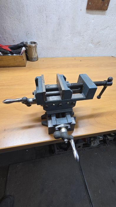 Тиски станочные.