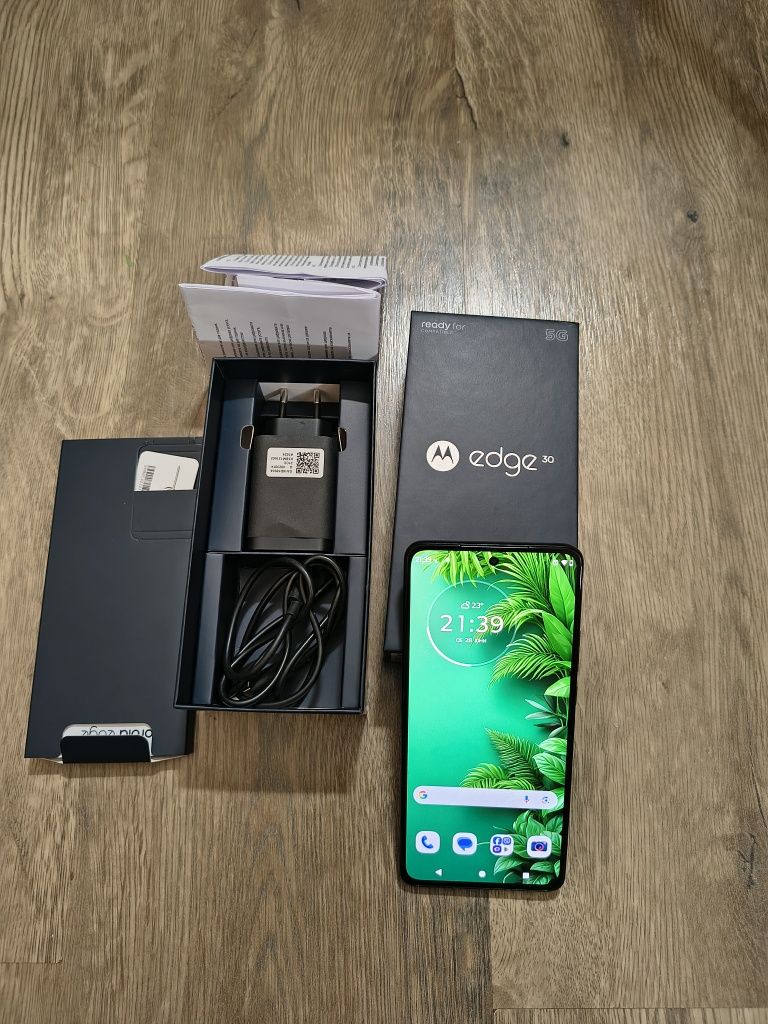 Motorola edge 30