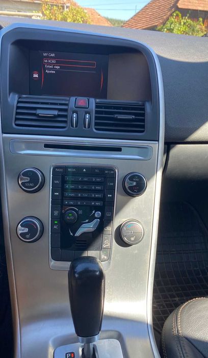Volvo XC60 AWD 2,4 D5