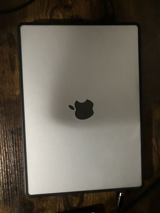 Macbook Pro 14 M1 Pro - La Cutie - Impecabil