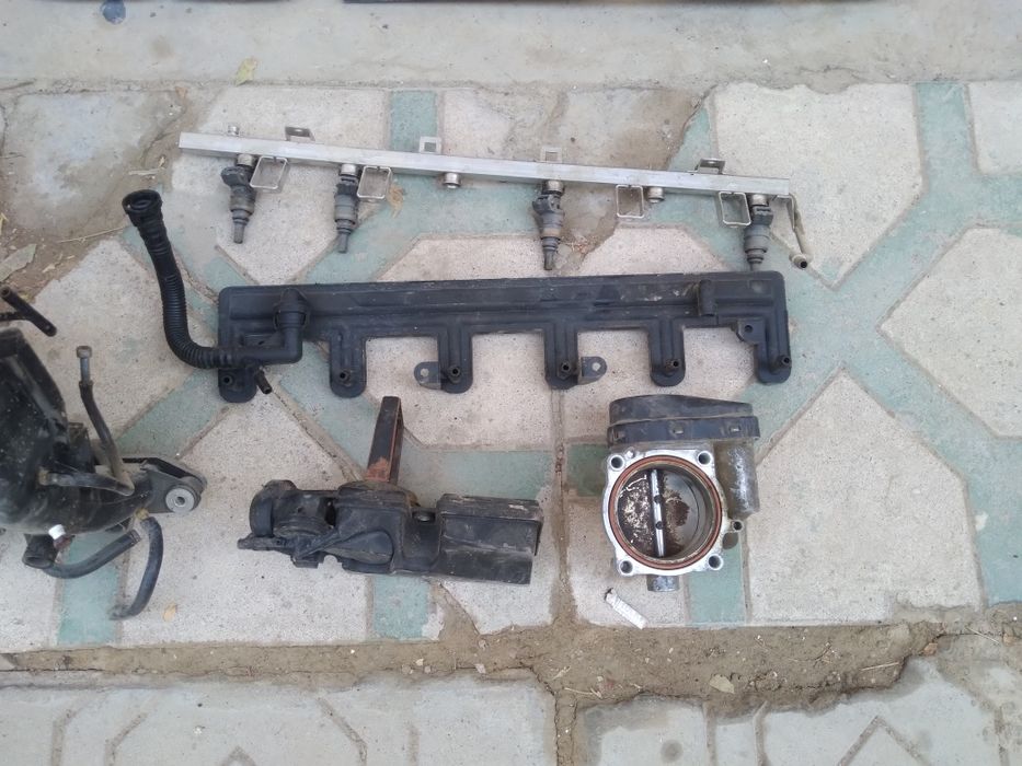 Продаётся БМВ запчасти цена обговареная