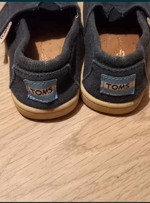 Toms tenisi bebe mărime 19.5