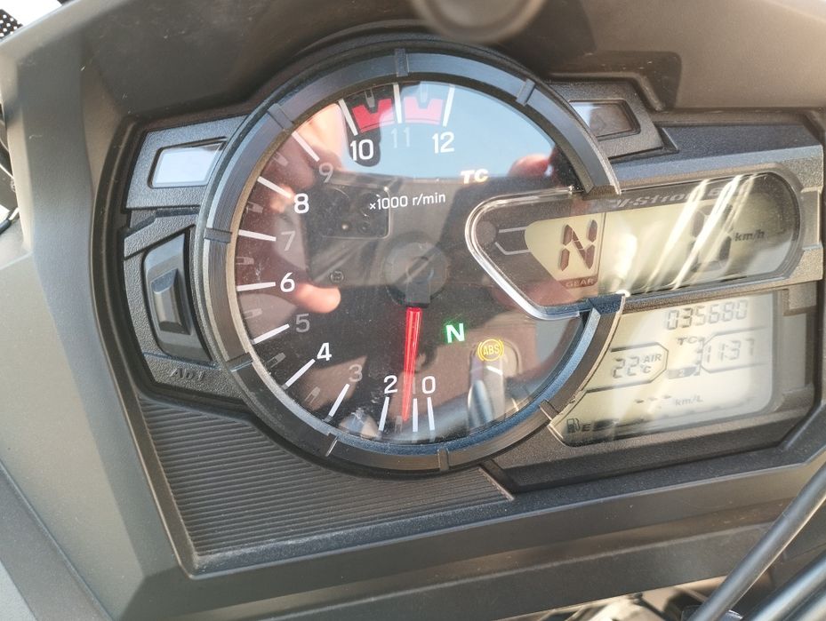 Vând Suzuki V-Strom 650 XT 2017,35500