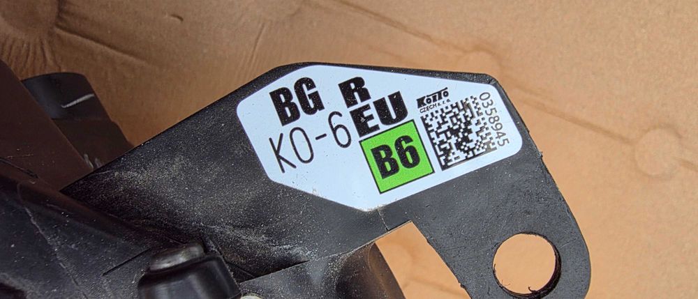 Far dreapta Toyota Yaris 2020 2021 / 2022 2023