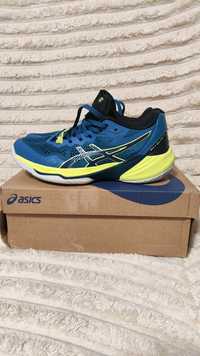 Продам кроссовки Asics Sky Elite FF, 39 размер