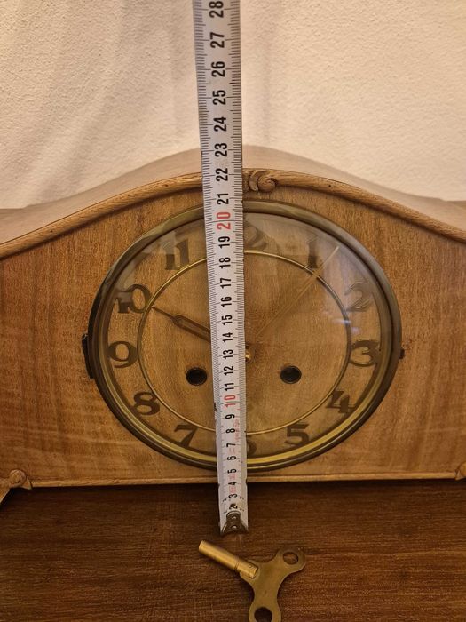 Ceas de semineu - defect