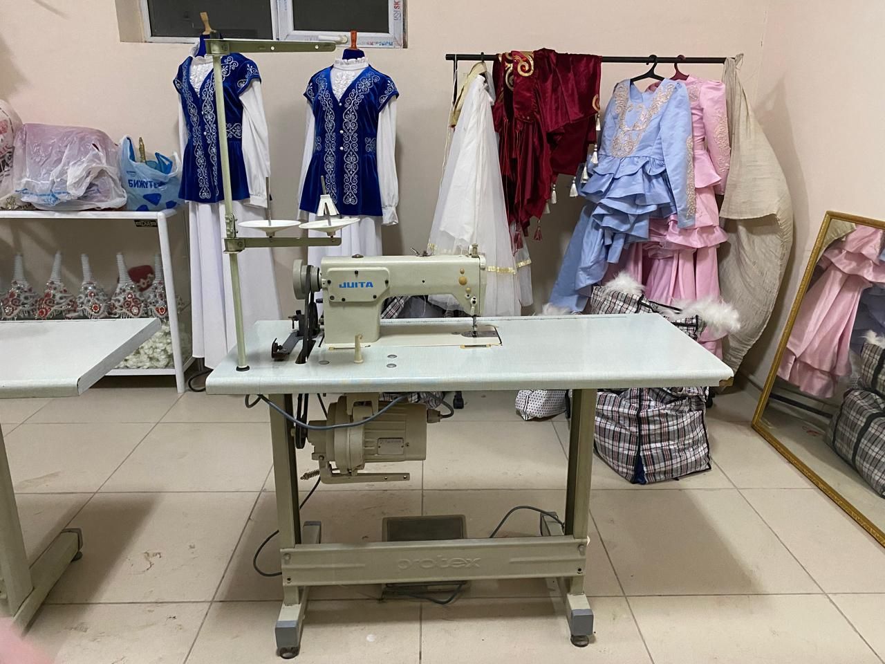 Швейная машина в рабочем состоянии