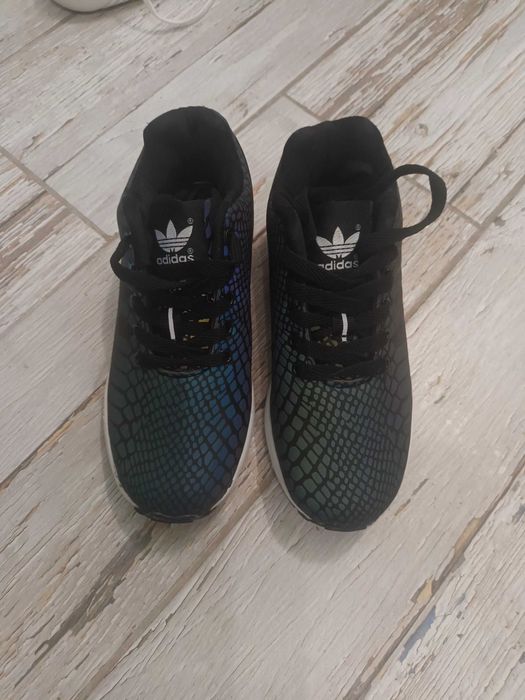 Маратонки Adidas 36 номер, нови