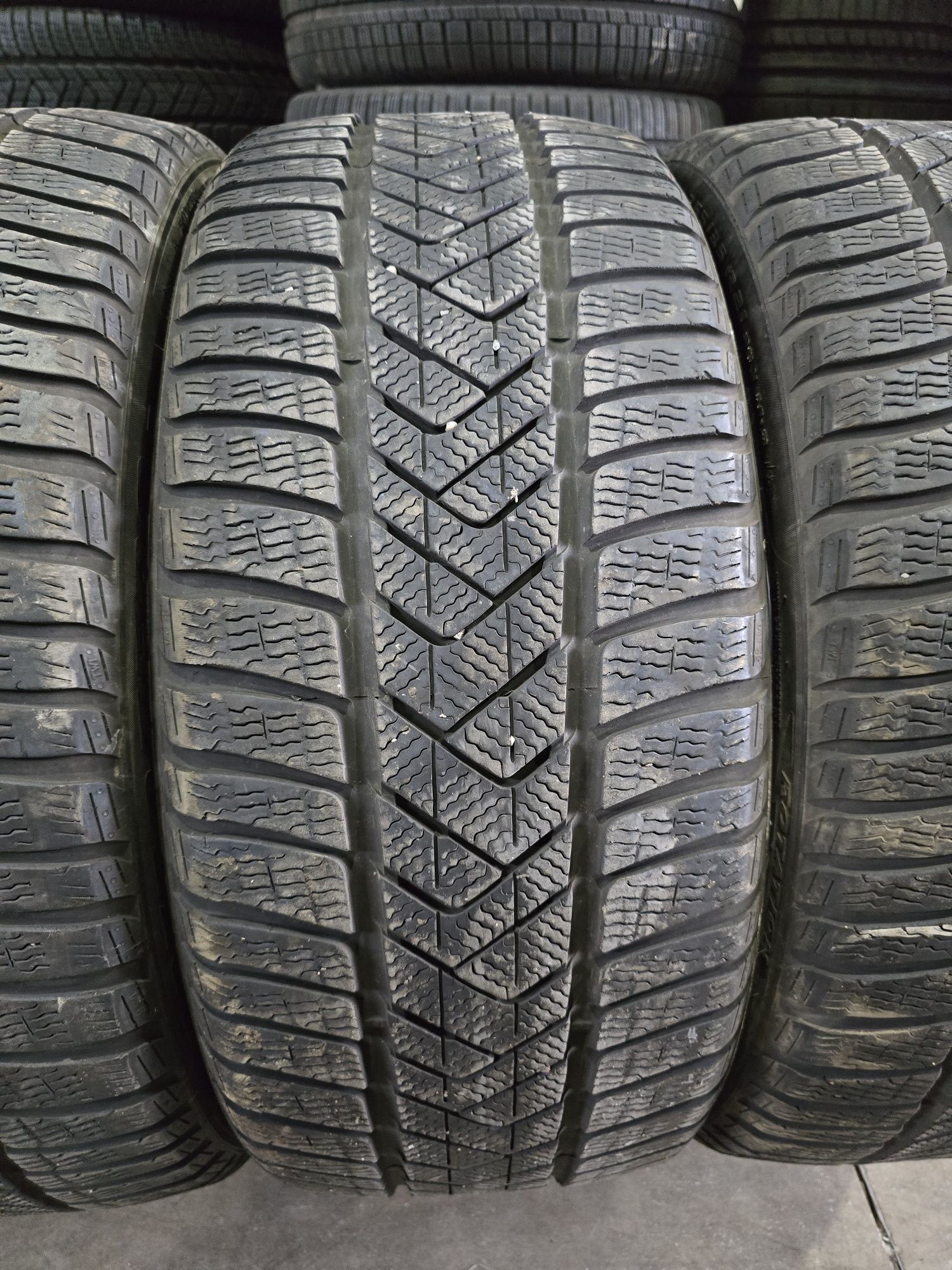 255/35/21 PIRELLI 4бр