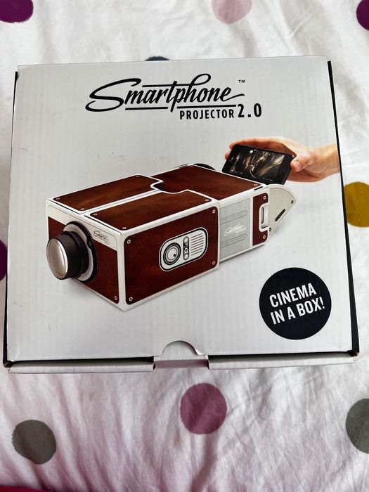 Smartphone projector 2.0 / Смарт проектор за телефон