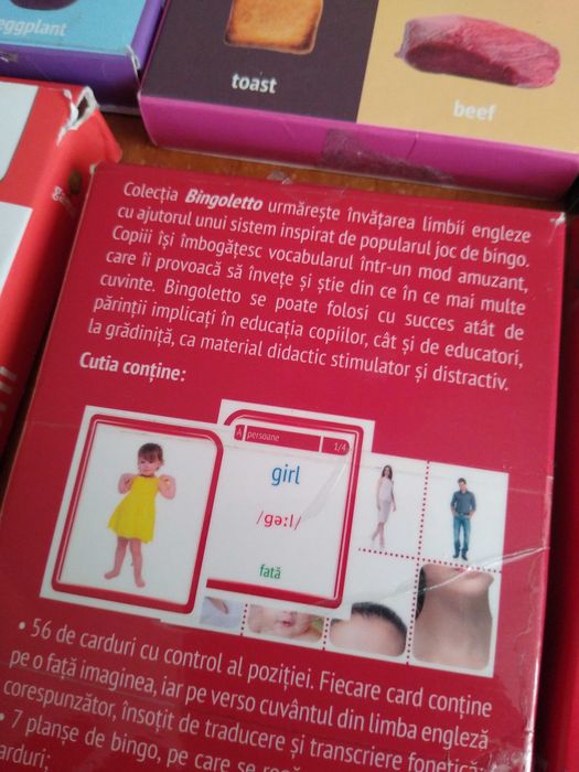 Pachete cu 56 de carduri fiecare pachet de învățat limba engleza