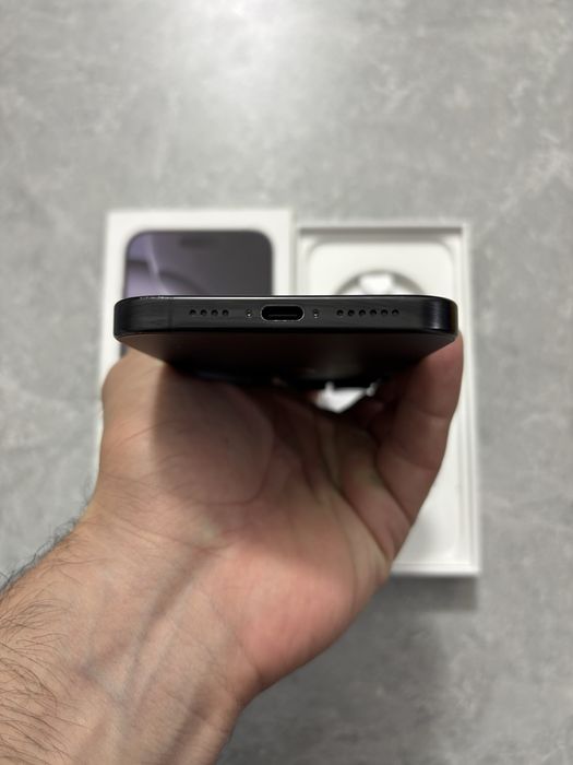 iPhone 16 Pro Max 256GB Black Titanium