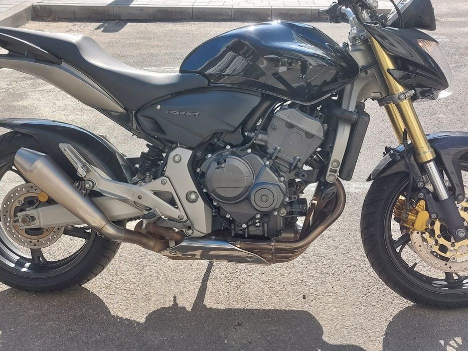 Honda Hornet PC41, Evacuare SBK omologata