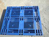 Paleti din plastic