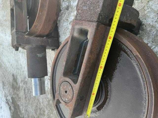 Idler Liebherr r 317 - piese de schimb Liebherr