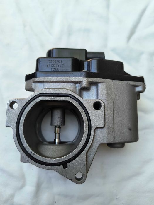 Vând/Schimb Supapa Egr&Clapeta control admisie/Passat B62.0BKP