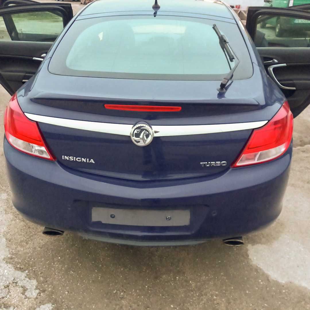 Opel Insignia A 2,0 Turbo Blue 2011 г./Опел Инсигния А синя бензин