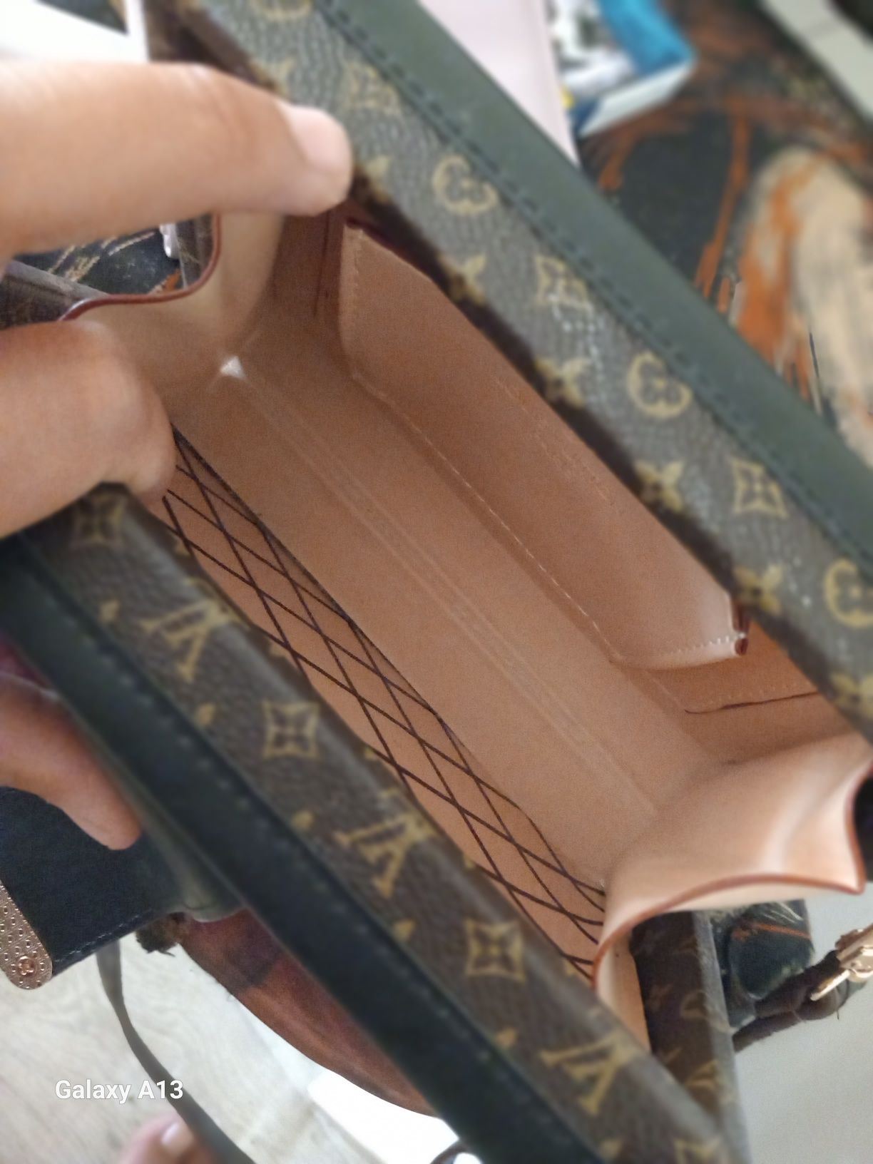 Чанта Louis Vuitton Paris