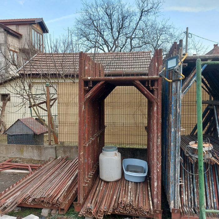 Schela metalica stare foarte bună