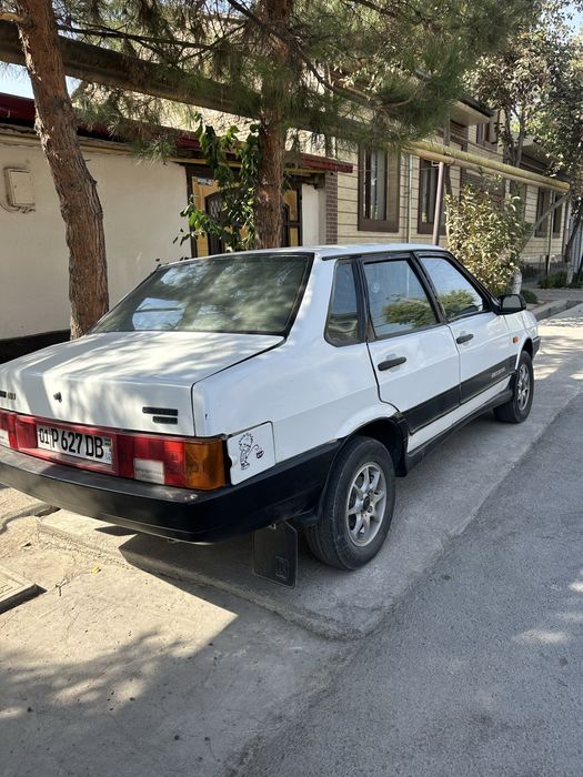 Sotladi Lada vaz 21099