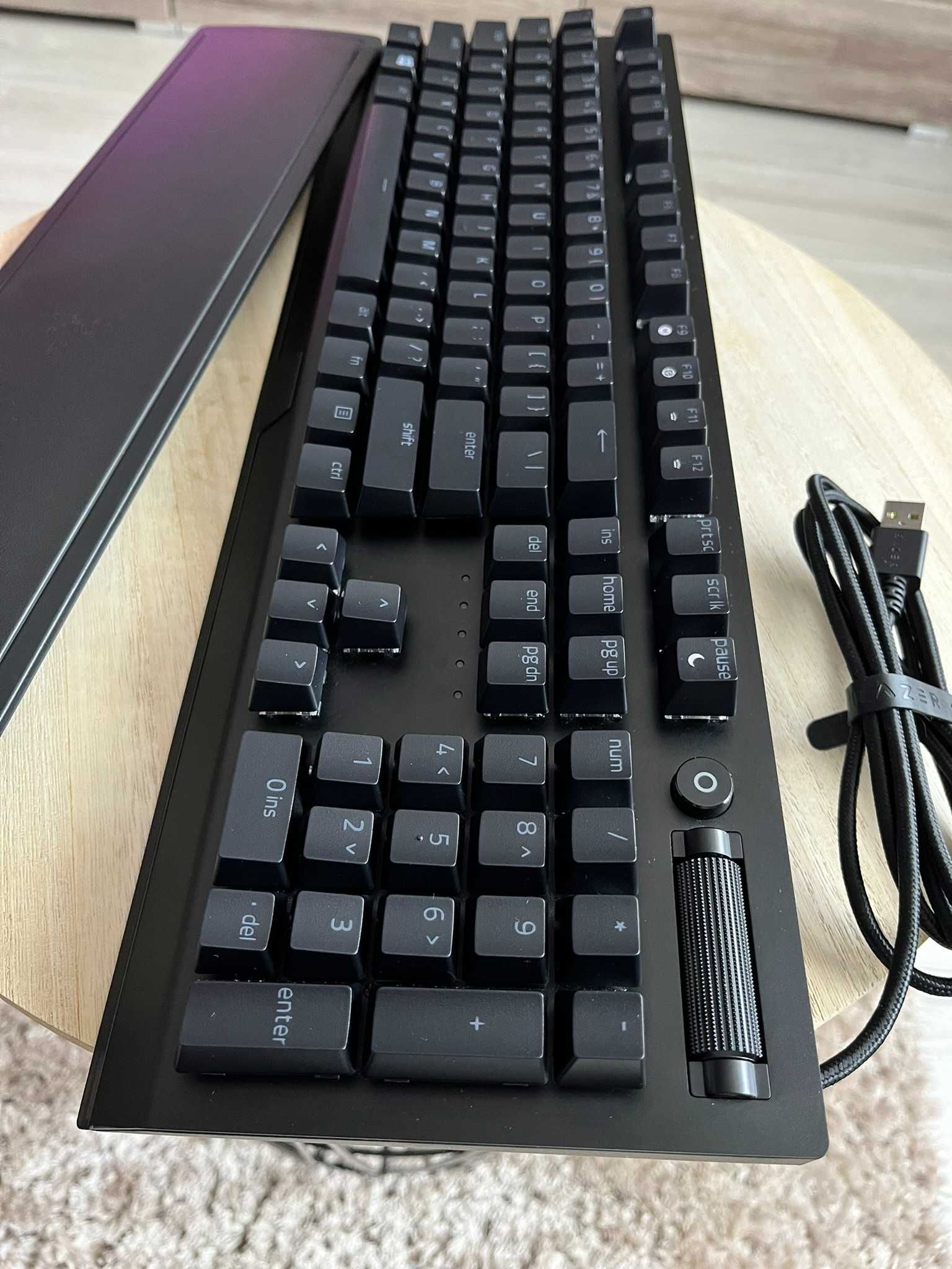 Tastatura Gaming Mecanica RAZER BlackWidow V3 Green Switch US (cu fir)