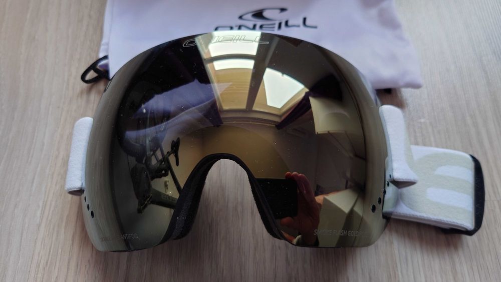 Нова маска / очила O'Neill за ски и сноуборд