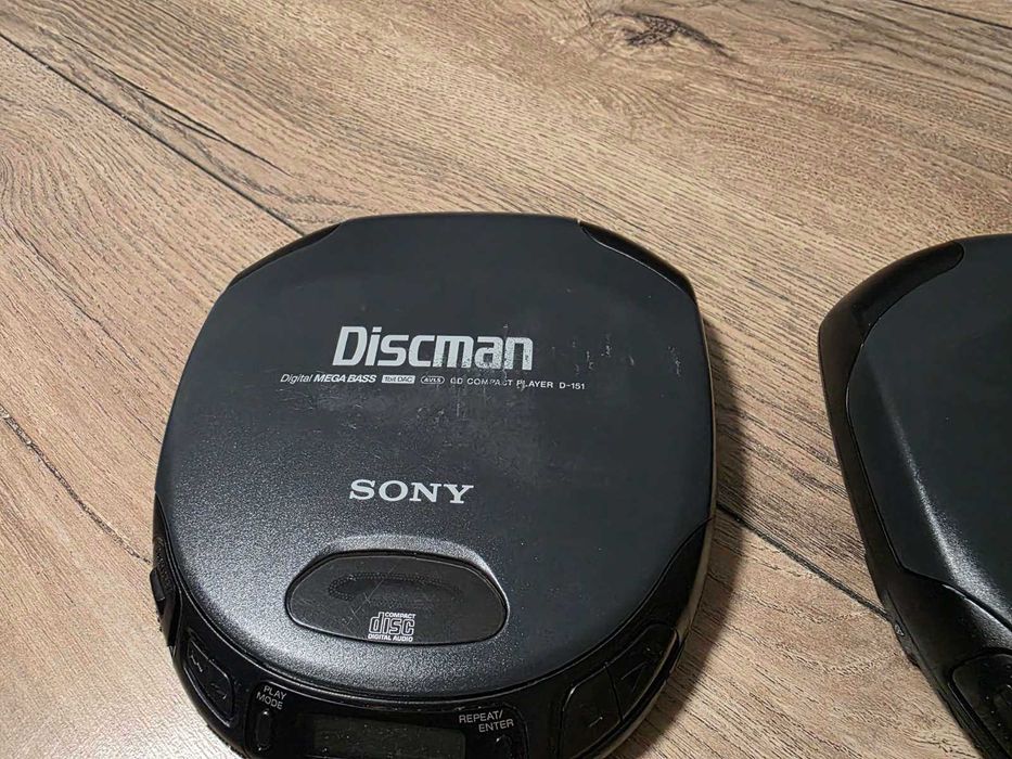 Плеър SONY Discman D-155 CD и SONY Discman D-151 CD