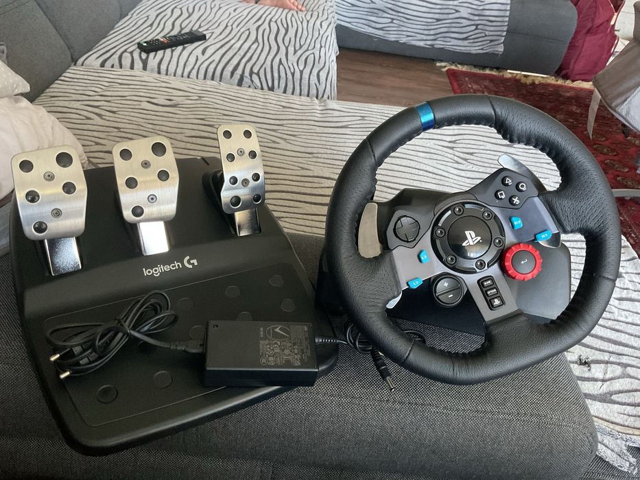 Logitech G29 Volan ps4 Ps5 Pc