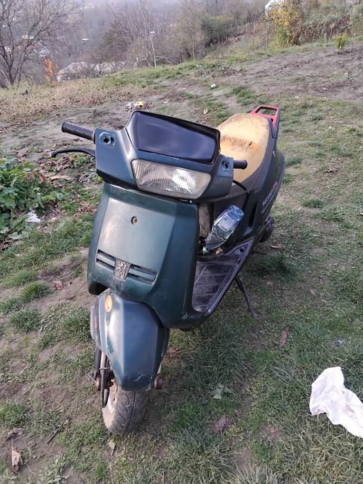 Vând peugeot sv125cc 2t