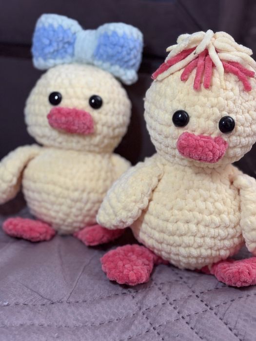 Плетени играчки.