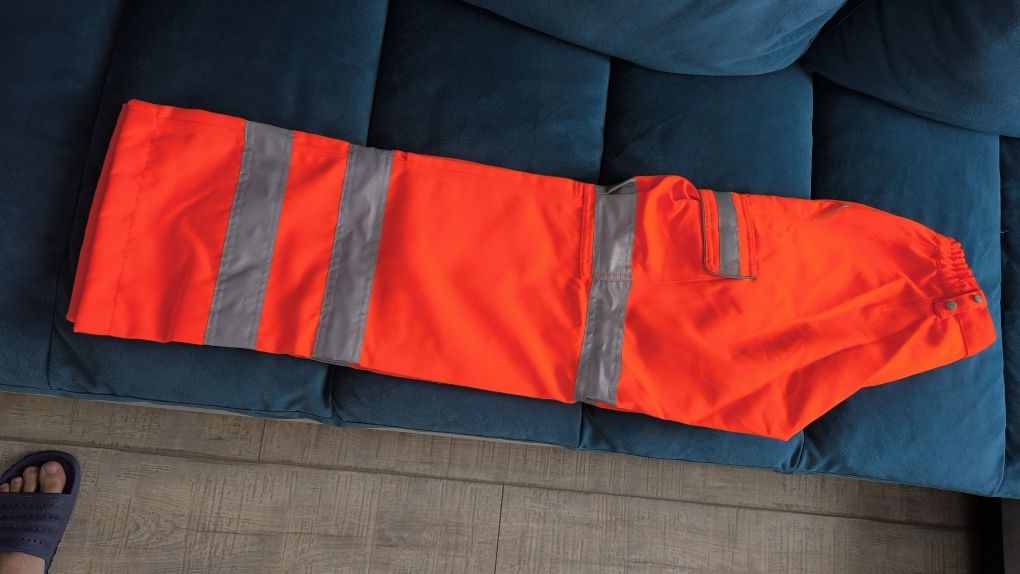 Pantaloni reflectorizanți de lucru Noi!