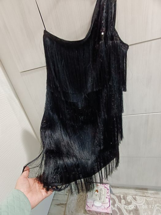 Дамска официална рокля с ресни