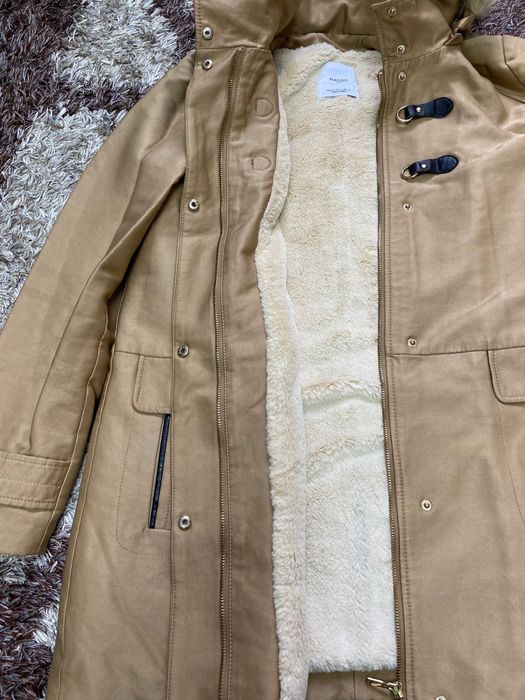 Парка демисезонная. Брала в Манго. Очень стильная, теплая, мягкая, крч