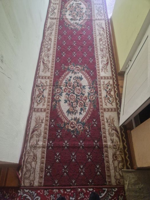 Гиламлар сотилади