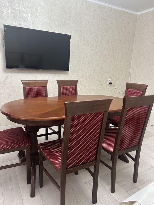 Продам стол и стулья можно вместе, можно по отдельности