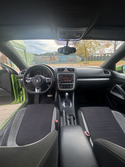 VW Scirocco R Line