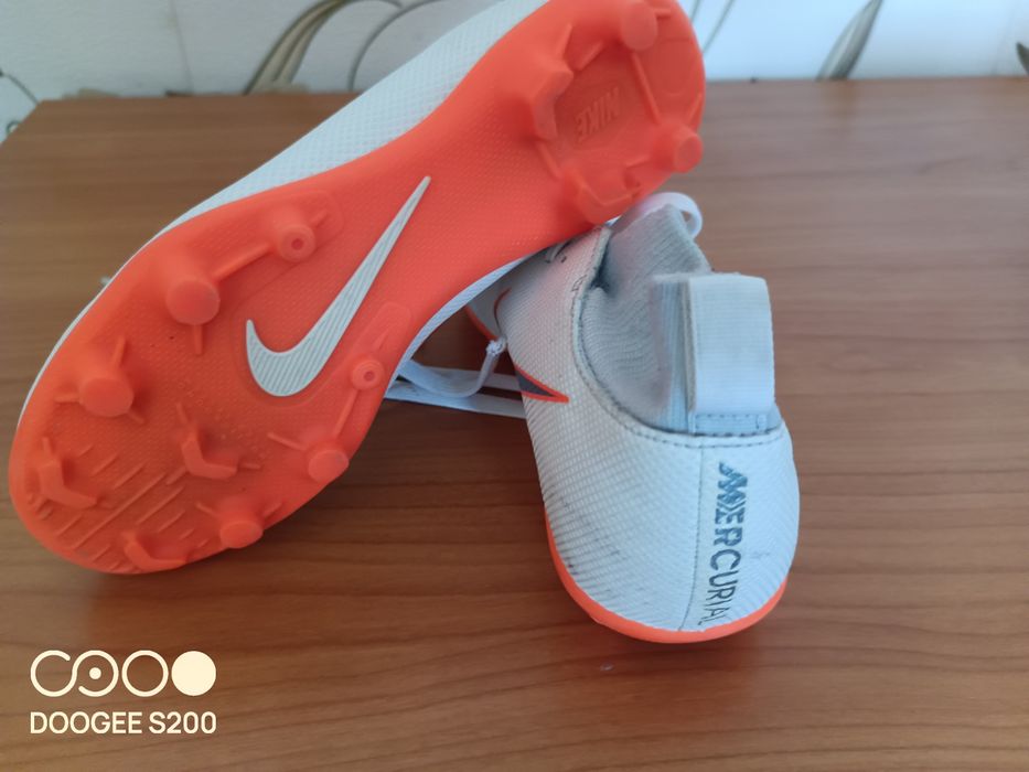 Crampoane copii Nike