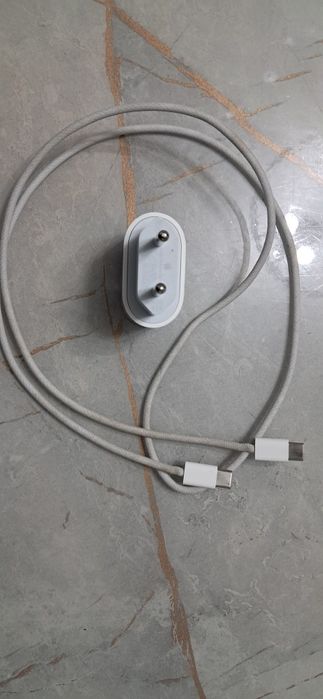 Зарядка на айфон