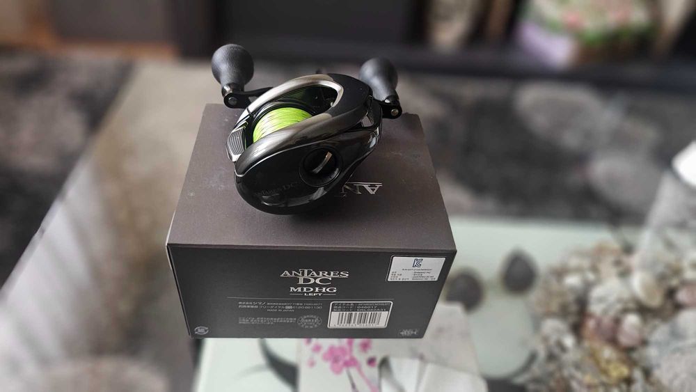 Vand 2 mulinete casting Shimano Antares MD si Calcutta Conqest bfs