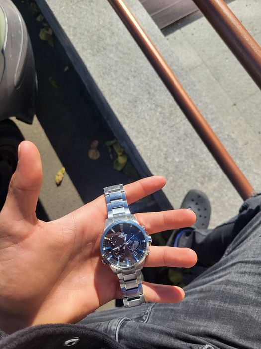 vând ceas bărbătesc