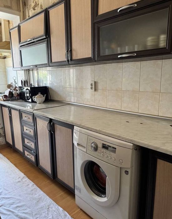 Срочно! Квартира на Себзар -Корзинка 3*4/3/9 общ пл 90м с обстановкой