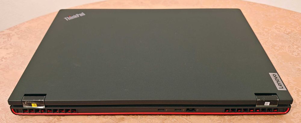 Lenovo ThinkPad P16v/Core i5 13500H/16GB RAM/512GB SSD/16 Full HD+ IPS