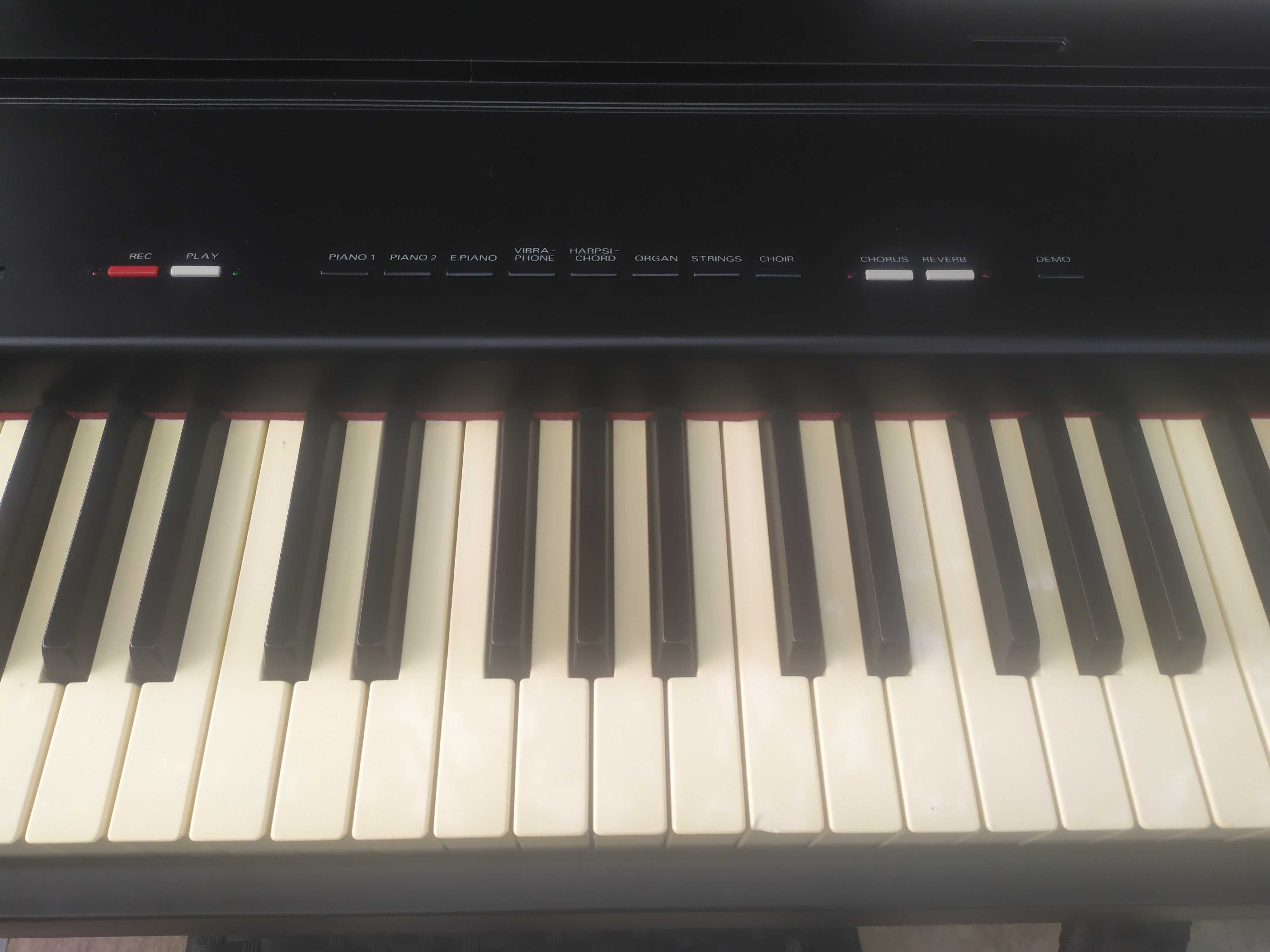 Дигитално пиано Roland EP-9e -88 keys