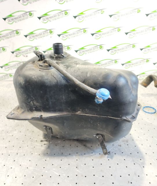 Rezervor ADBLUE A 906 470 17 00 Mercedes-Benz Sprinter a 3-a generati