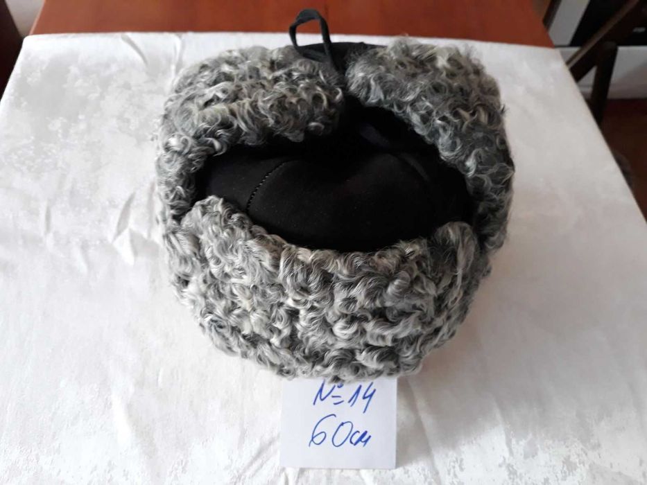 Кожени шапки естествен косъм