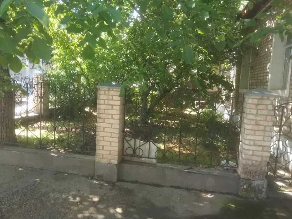 Луначарский продается дом Мирзо Улугбек Соток 10 Фасад 29м