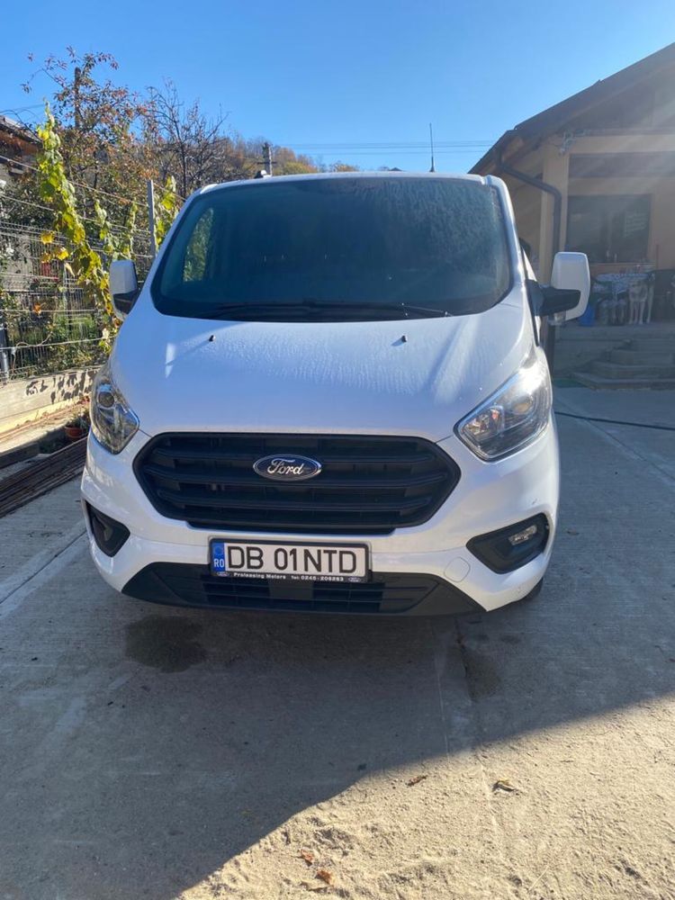 Ford Transit Custom 300 L2H1 Trend 2.0 L 130CP 11.000 km