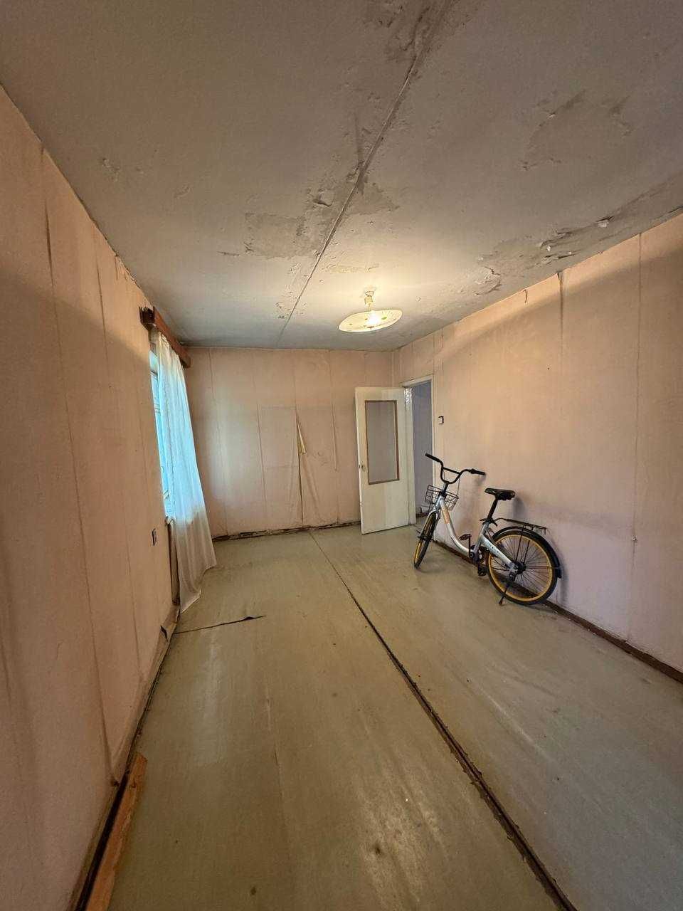 БИЙ,Продам квартиру 3/1/4, 91 м2, кирпич, под ремонт