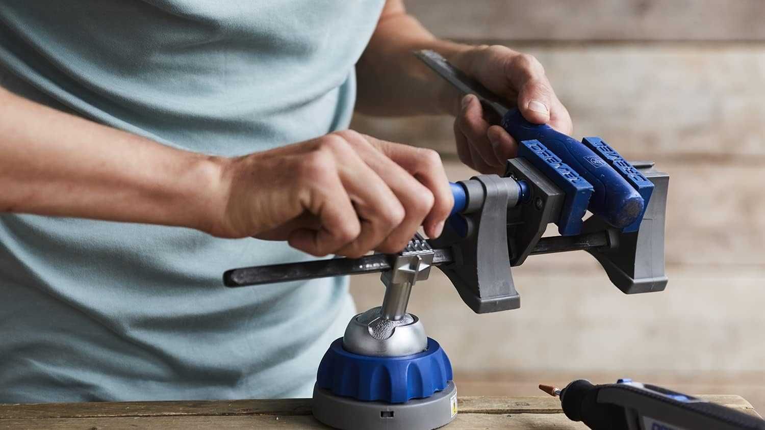 Dremel Multi-Vise универсално, стационарно менгеме 3 в 1
