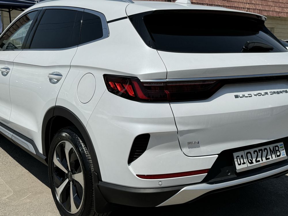 BYD Song Plus DMi 2  flagship gibrid